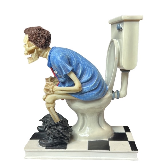 "Still Constipated" Skeleton - Picture 9 of 11